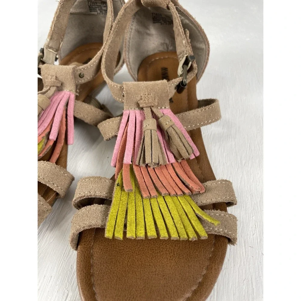Minnetonka Womens Sz 8 Fringe Colorful Leather Sandals Moccasins Gladiator 71609